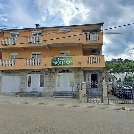 Apartman Vico 1 *