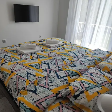 Apartman Vico 1 * טרביניה